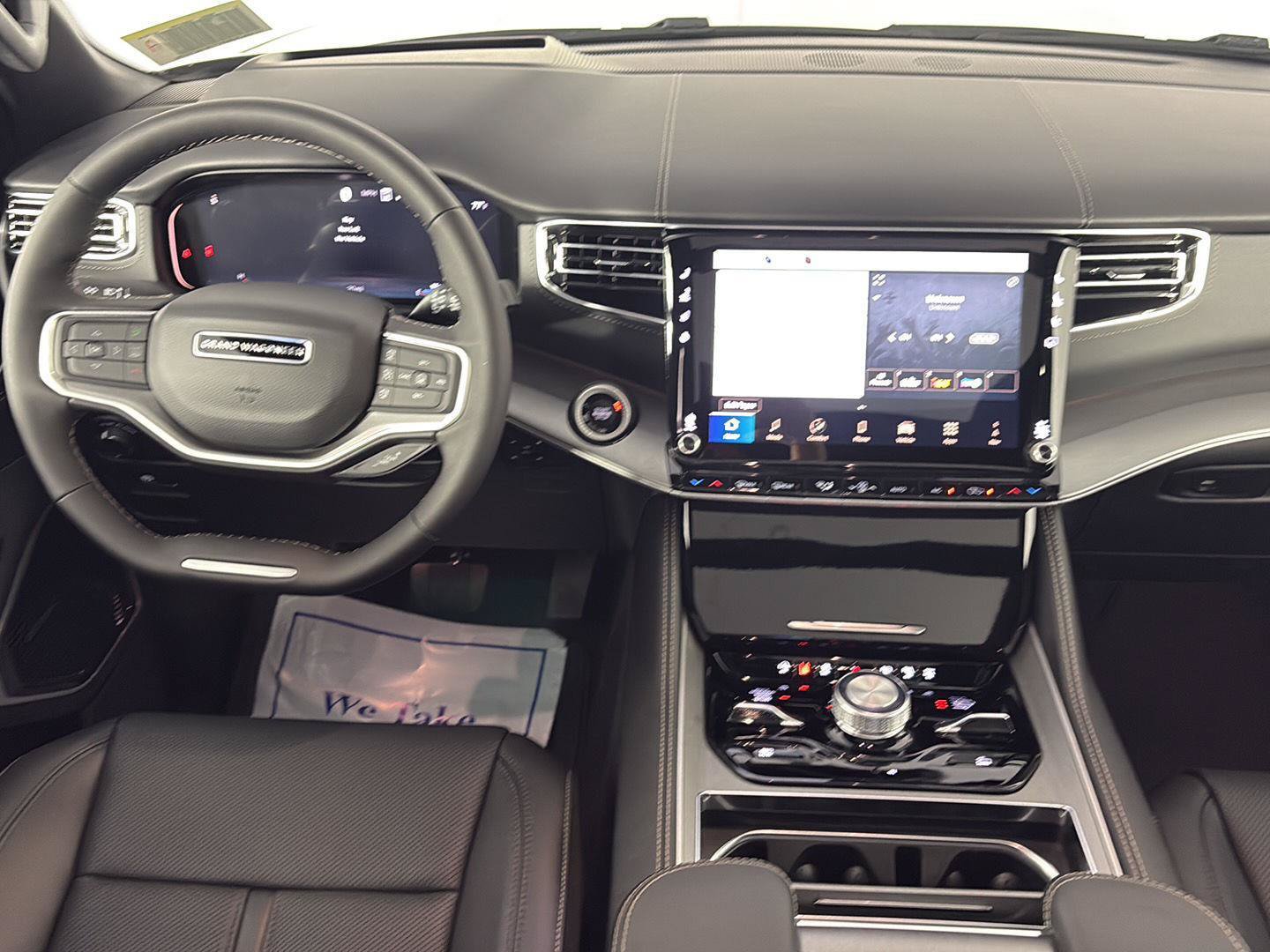 New 2026 Jeep Grand Wagoneer Limited AWD/4WD image 9
