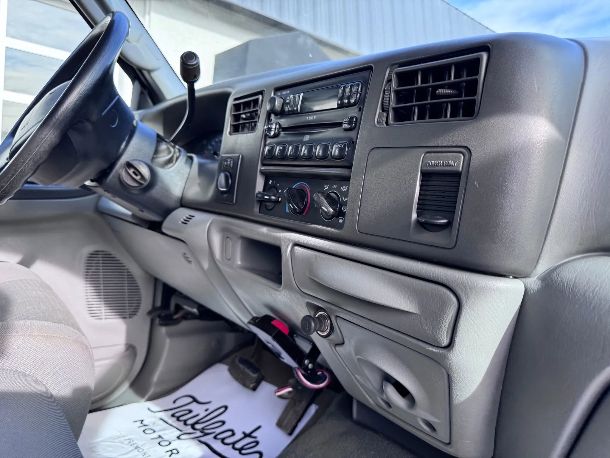 Used 2004 Ford F350 XLT image 17