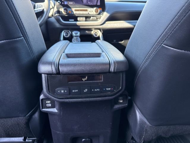 Certified 2024 Toyota Grand Highlander XLE image 12