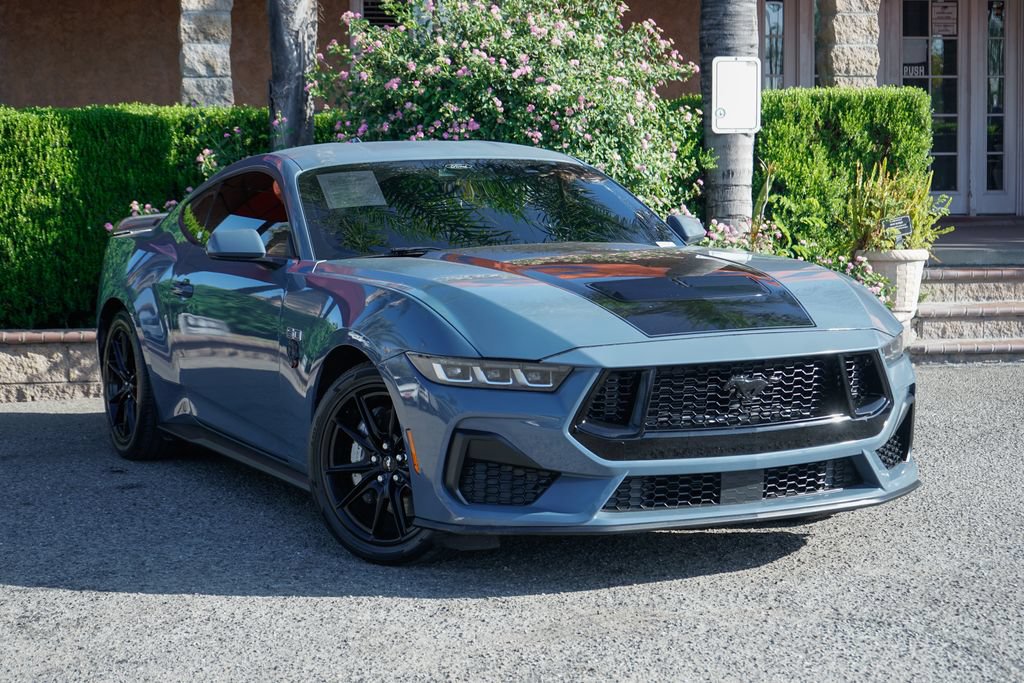 Used 2024 Ford Mustang GT Premium RWD image 2