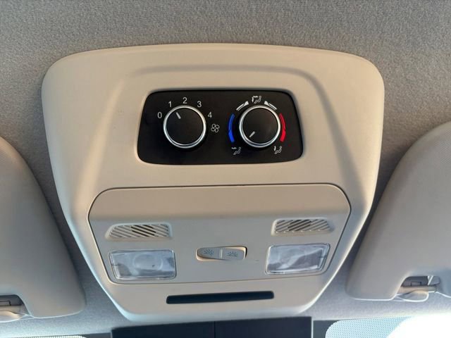 Used 2022 Ford Transit 350 XLT image 12