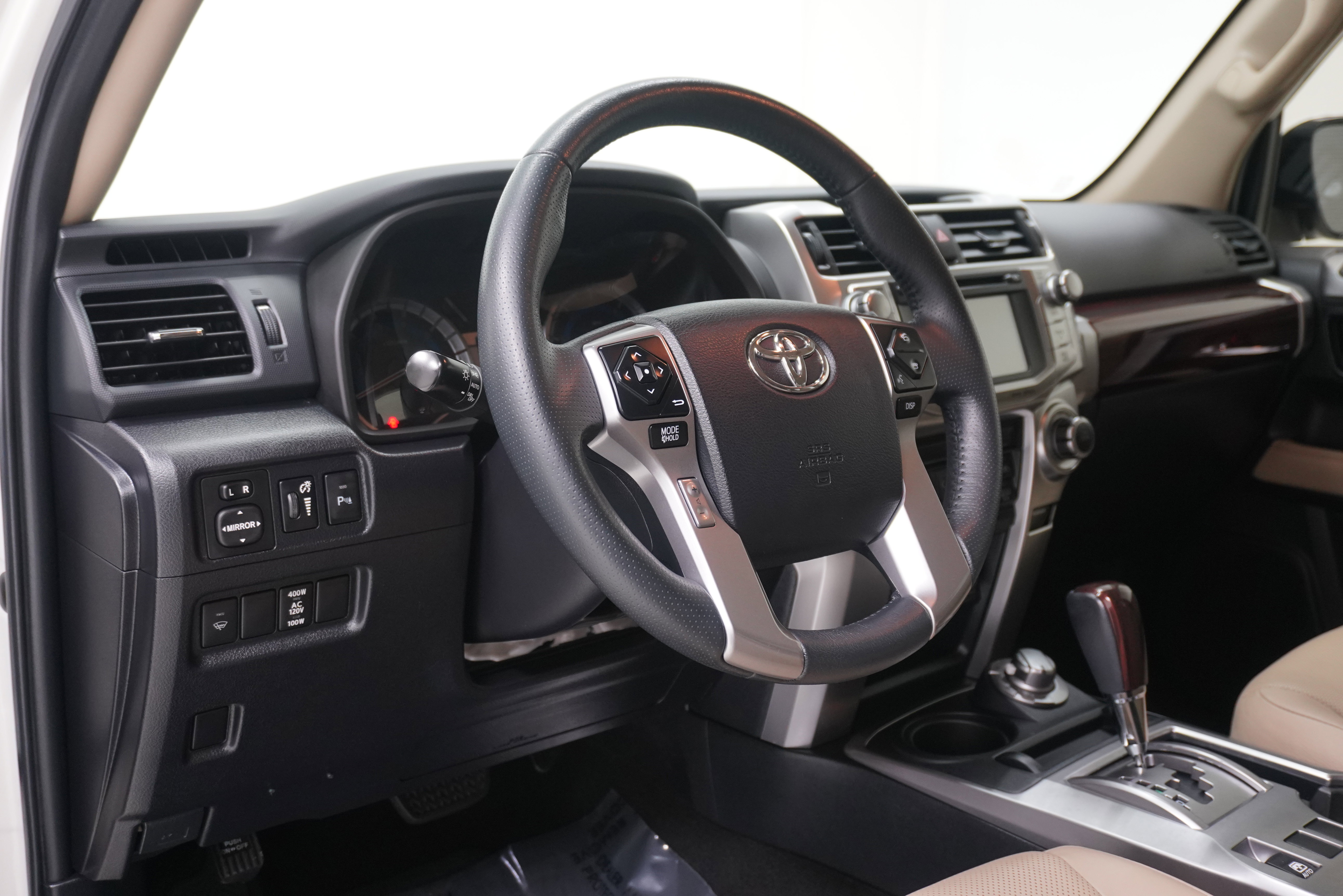 Used 2019 Toyota 4Runner Limited AWD/4WD image 10