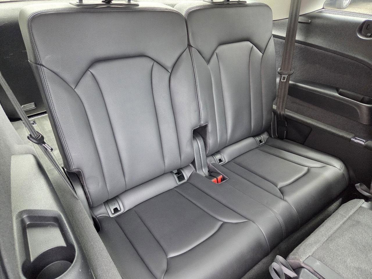 Used 2018 Audi Q7 2.0T Premium Plus w/ Premium Plus Package AWD/4WD image 14