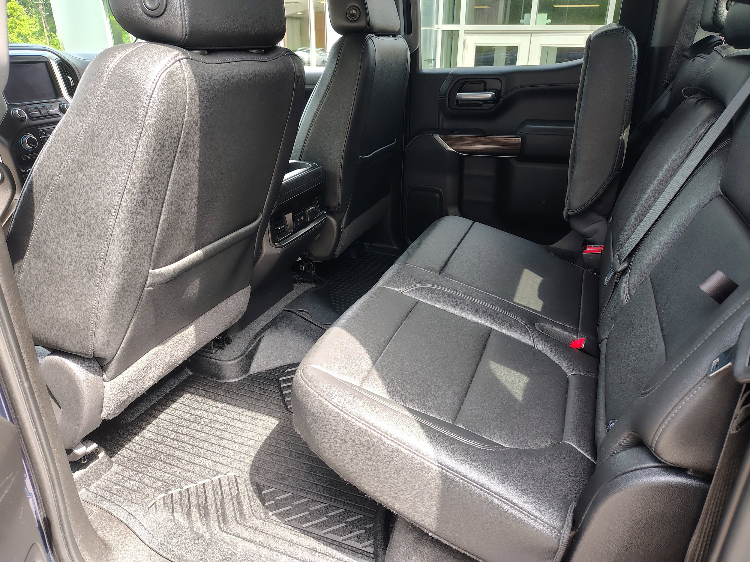 Used 2021 Chevrolet Silverado 1500 LT Trail Boss w/ Convenience Package II AWD/4WD image 21