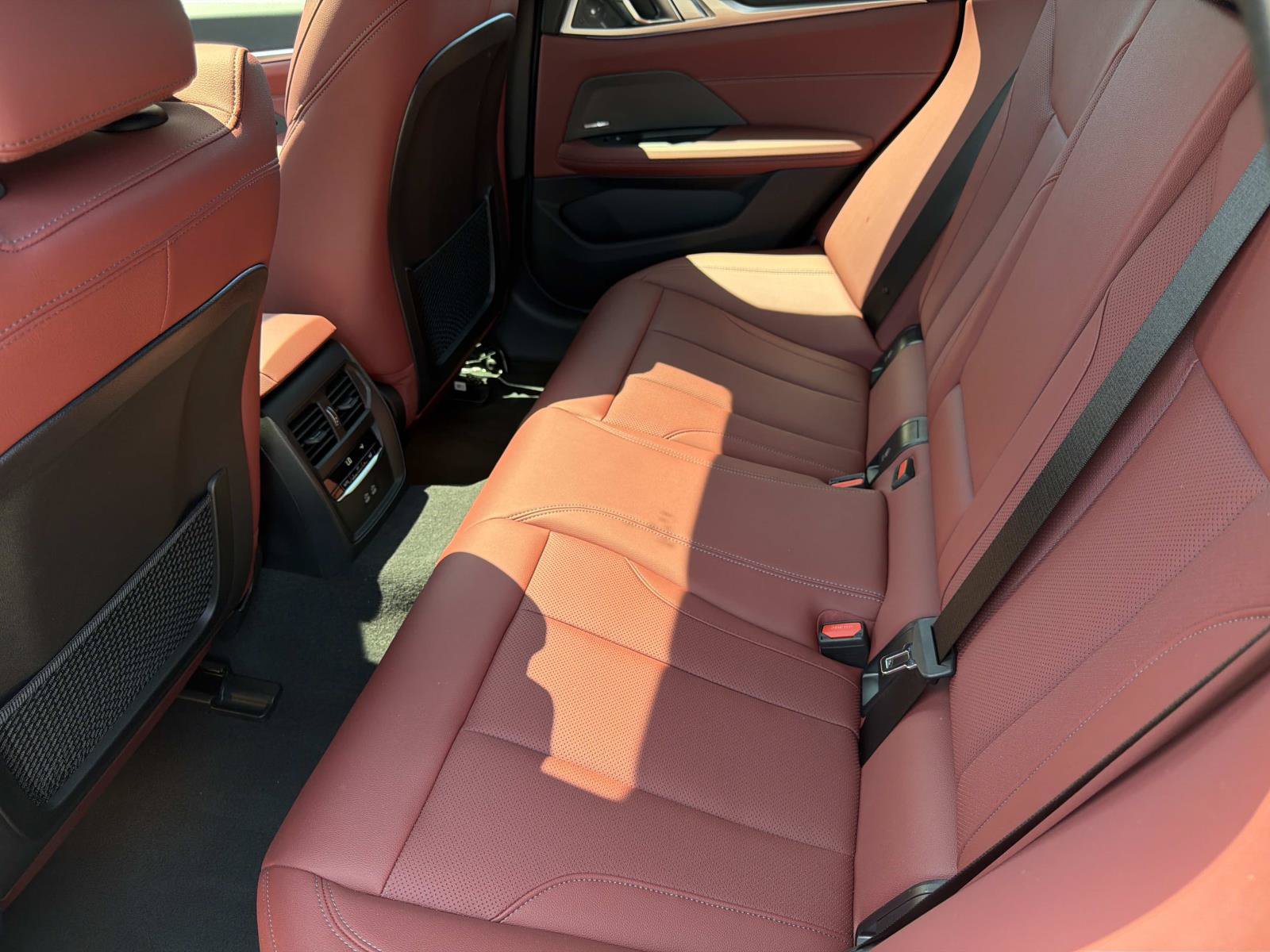 Used 2024 BMW i4 eDrive35 w/ Premium Package RWD image 11