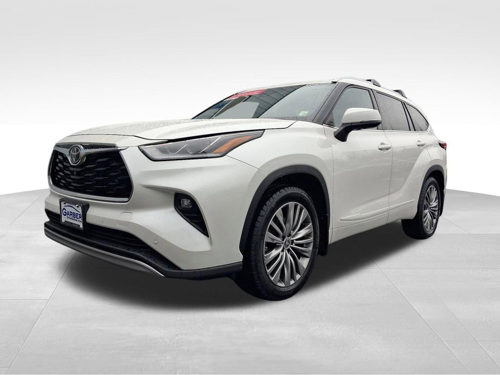 Used 2021 Toyota Highlander Platinum AWD/4WD video 1