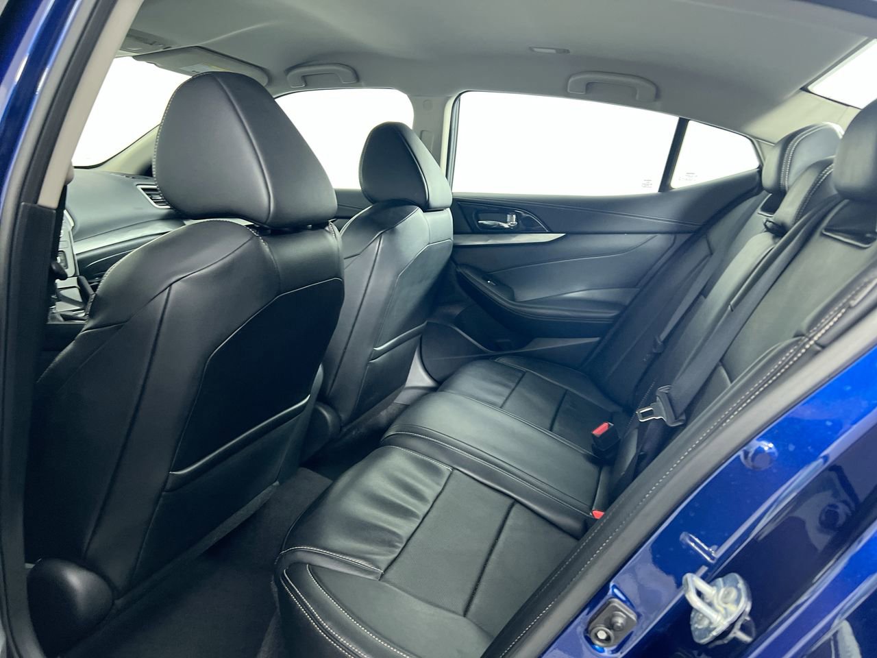 Used 2023 Nissan Maxima SV w/ Floor Mat Group FWD image 26