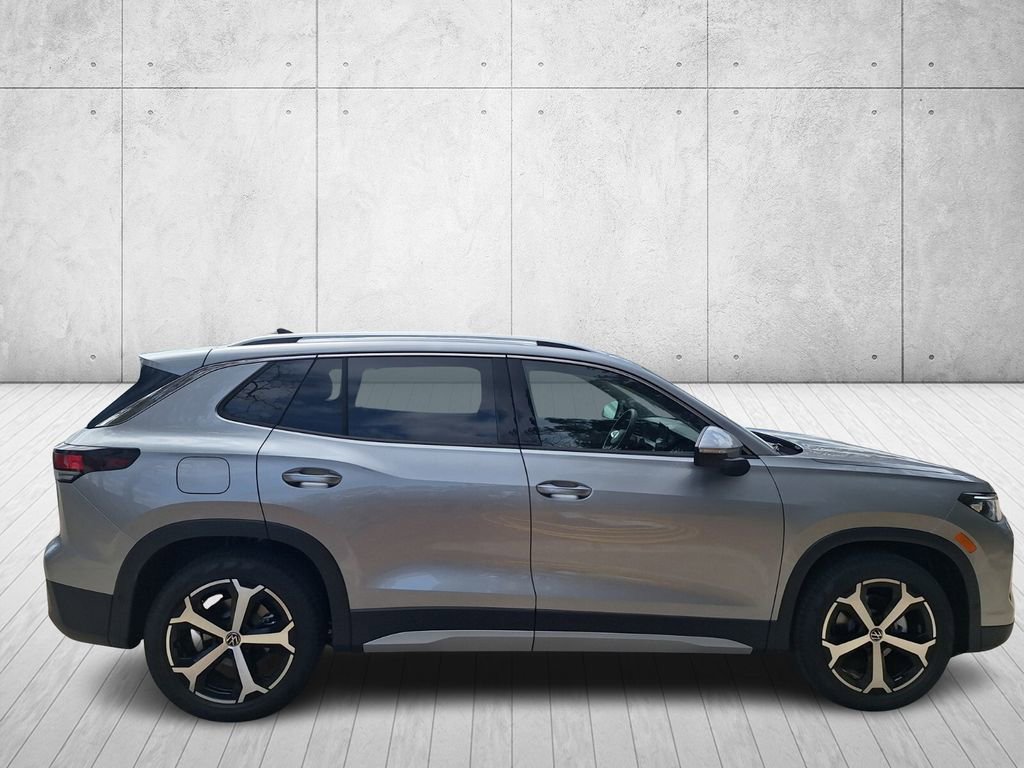 New 2026 Volkswagen Tiguan SE image 6