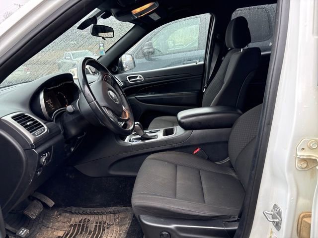 Used 2019 Jeep Grand Cherokee Laredo image 7