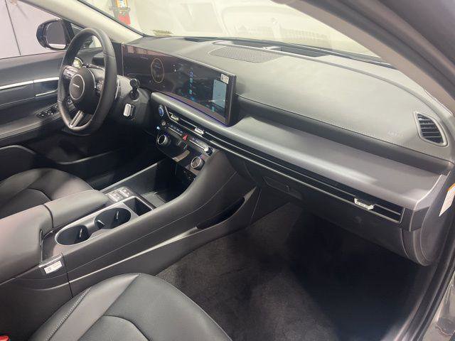New 2025 Hyundai Sonata Limited image 23
