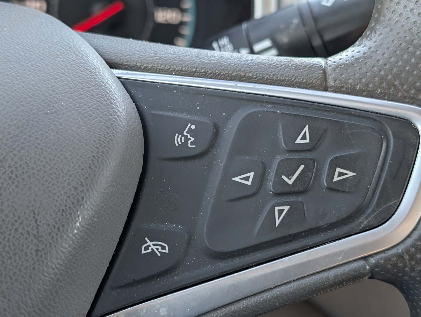 Used 2023 Chevrolet Malibu LT image 13