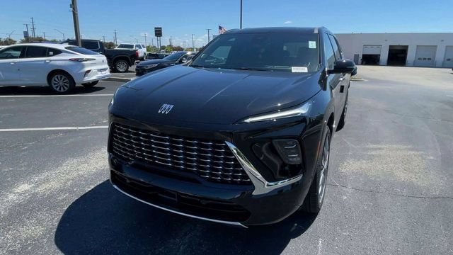 New 2026 Buick Enclave Avenir w/ Super Cruise Package AWD/4WD image 5