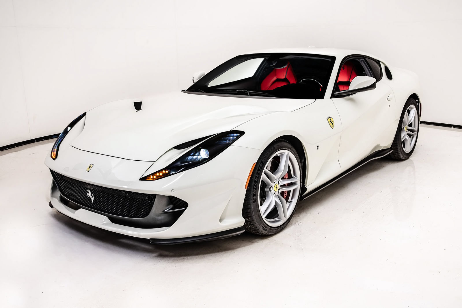 Certified 2019 Ferrari 812 Superfast RWD image 6