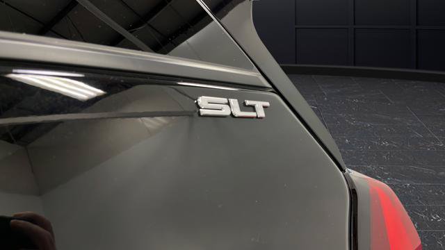 Used 2021 GMC Terrain SLT w/ Infotainment Package II AWD/4WD image 40