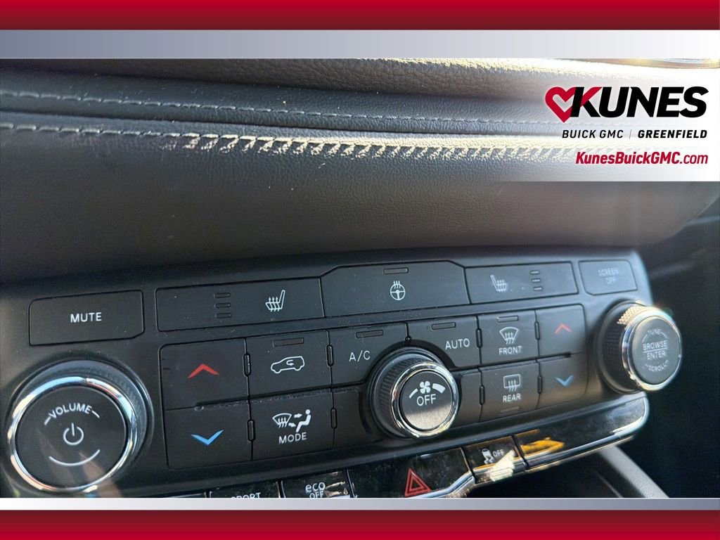 Used 2024 Dodge Durango SXT image 26