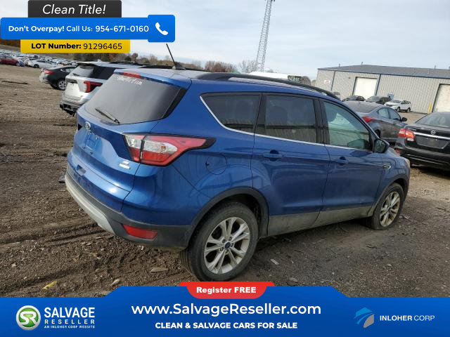 Used 2018 Ford Escape SE w/ SE Sync 3 Package image 4