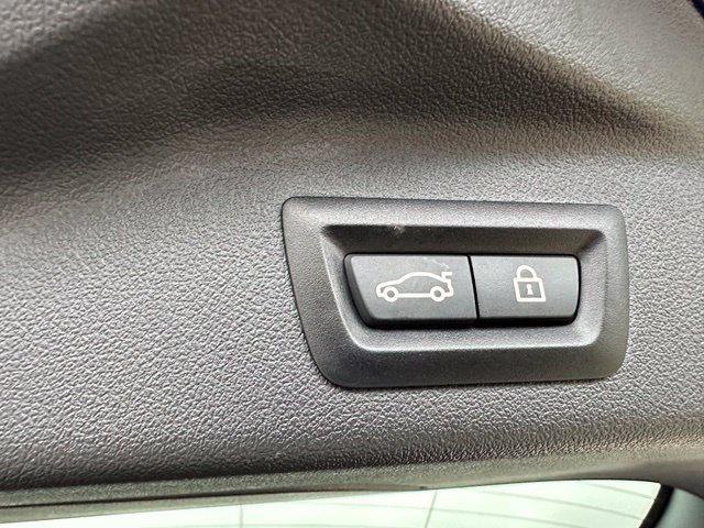 Used 2023 BMW X7 xDrive40i w/ M Sport Package AWD/4WD image 17