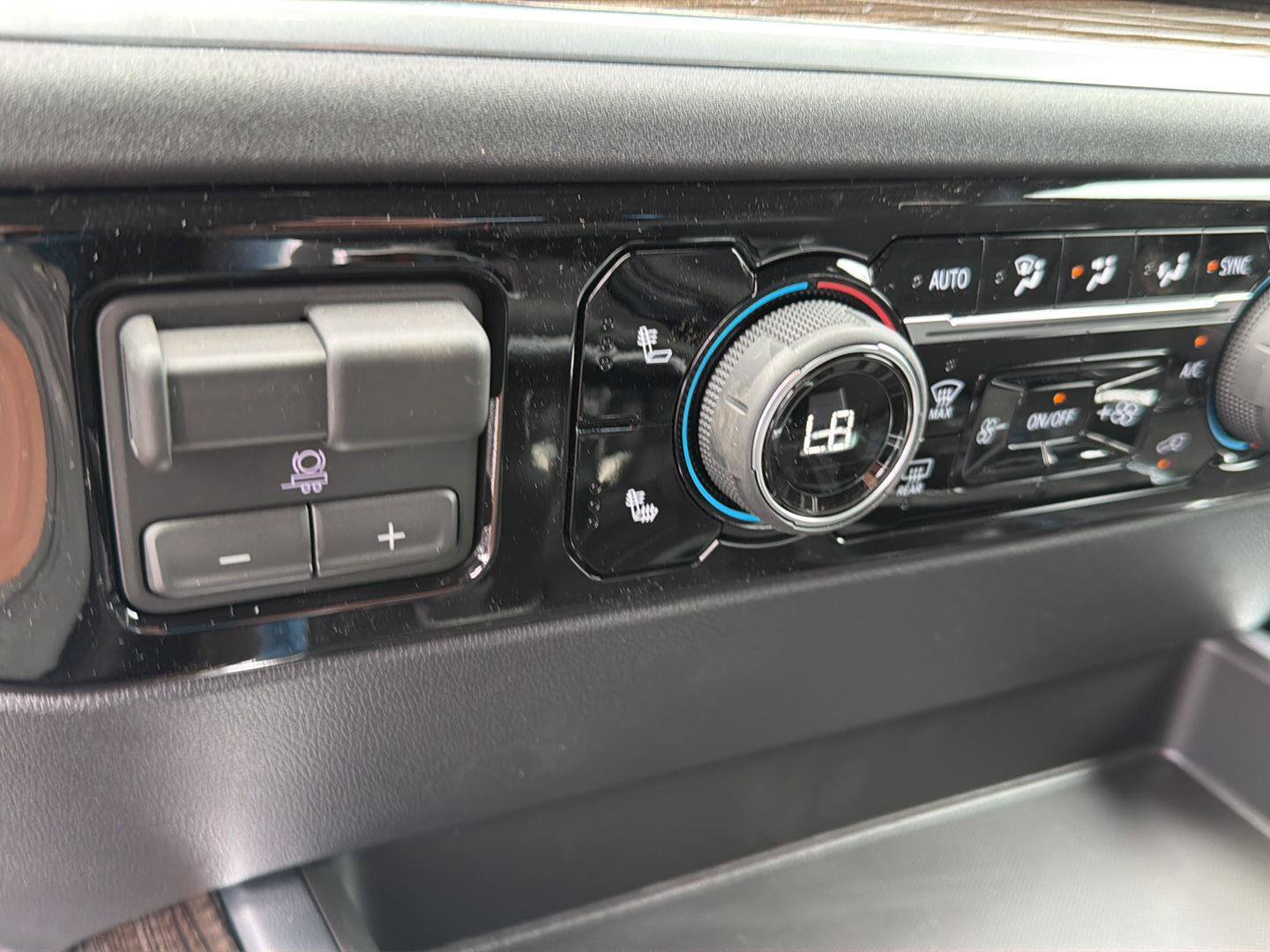 New 2026 Chevrolet Silverado 1500 LT AWD/4WD image 27