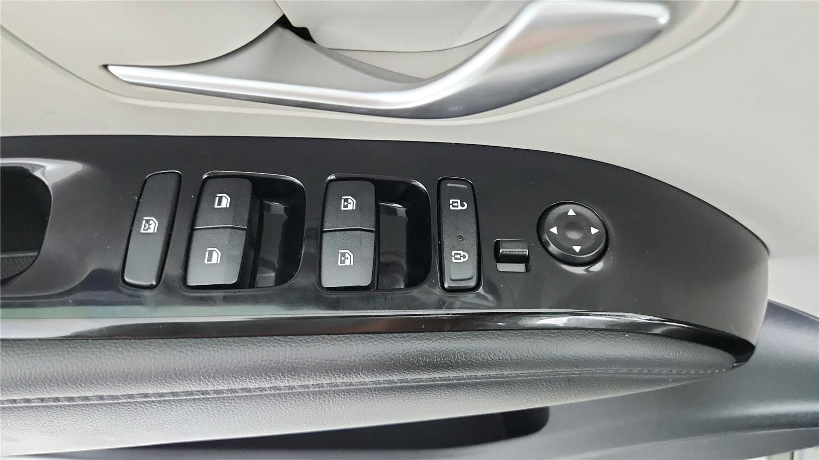 Used 2024 Hyundai Tucson Limited AWD/4WD image 10