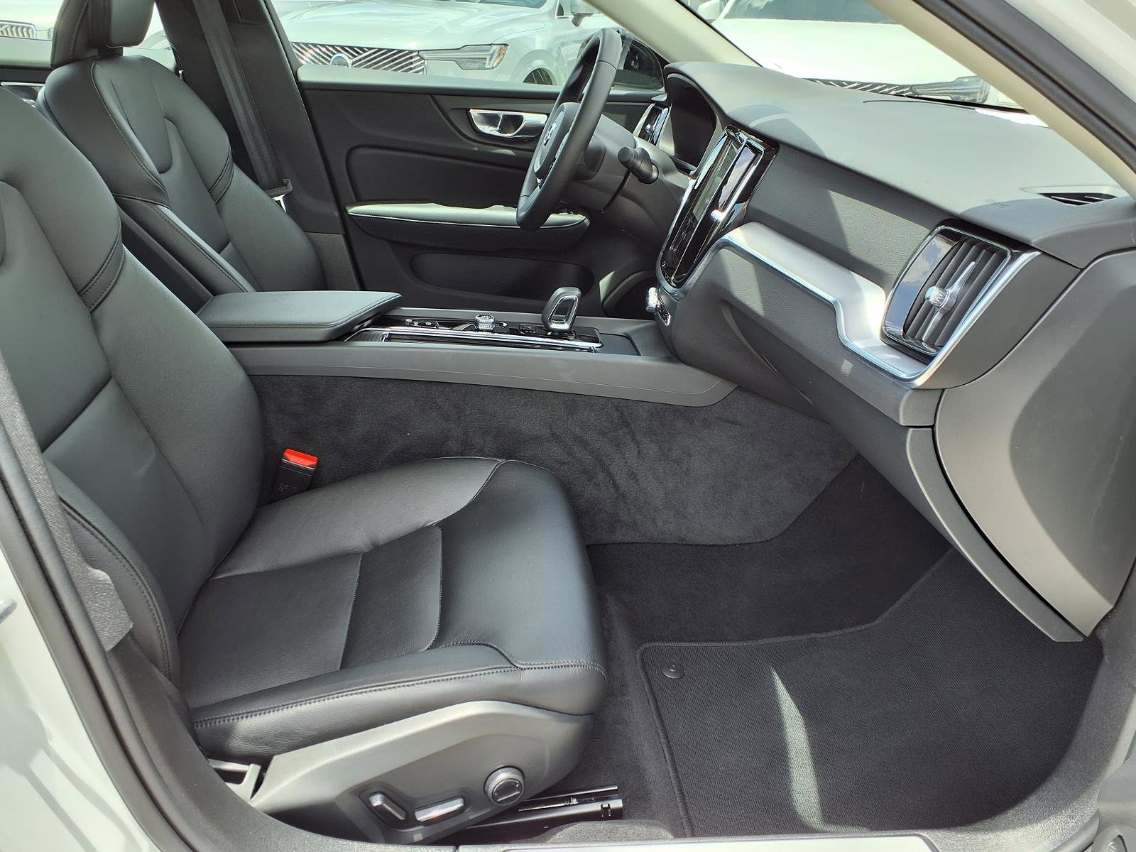 Certified 2025 Volvo S60 B5 Core w/ Protection Package Premier FWD image 12