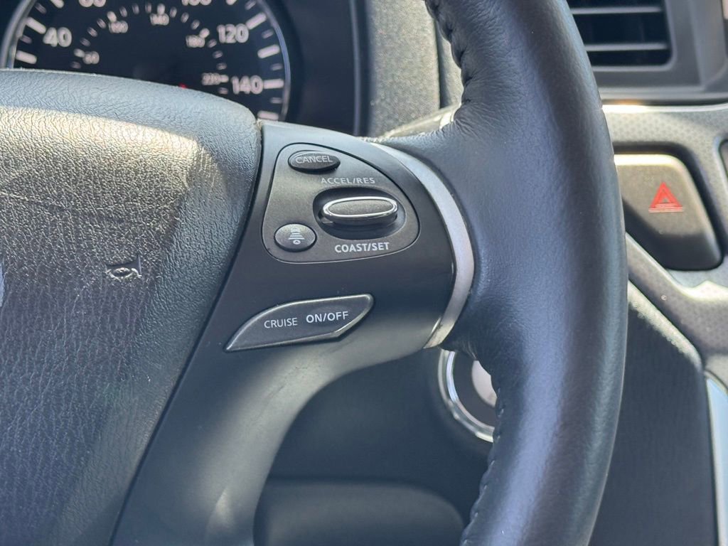 Certified 2020 Nissan Pathfinder SL image 16