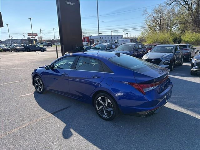 Certified 2023 Hyundai Elantra Limited image 4
