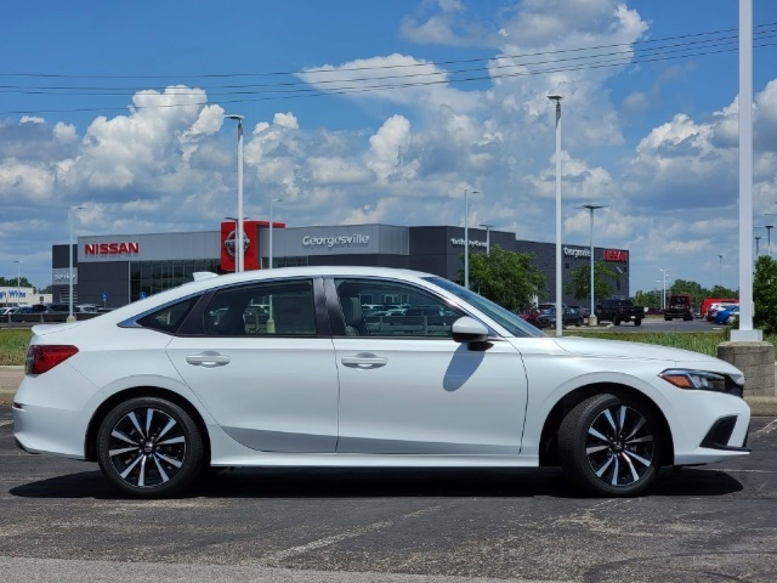 Used 2023 Honda Civic EX image 9