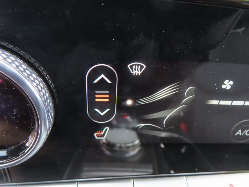 Used 2025 Genesis GV70 2.5T image 8