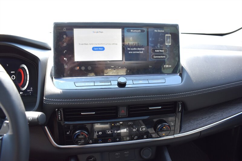 Used 2026 Nissan Rogue Platinum w/ Platinum Premium Package AWD/4WD image 22