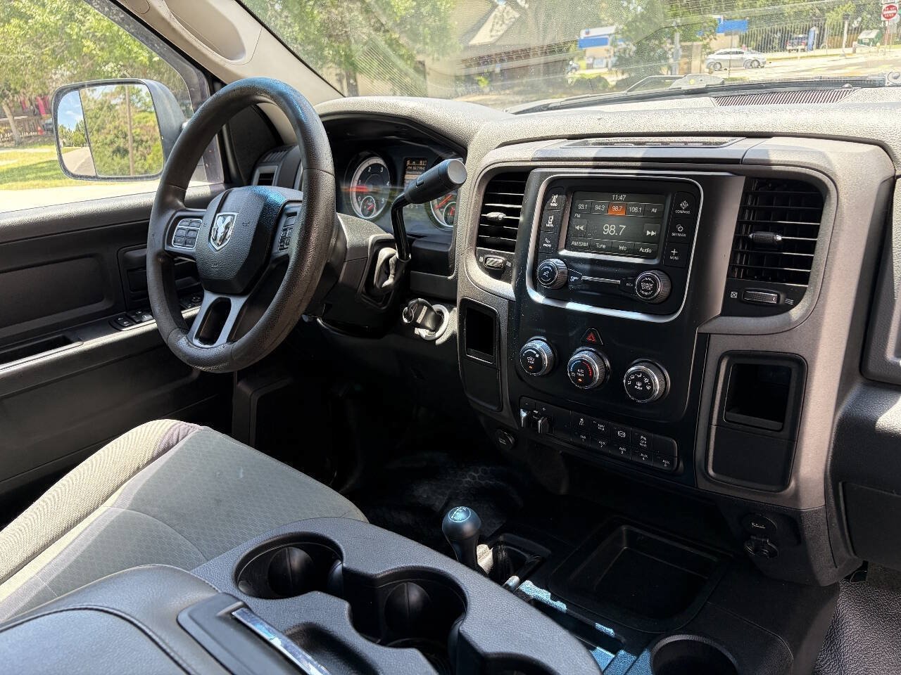 Used 2017 RAM 2500 Tradesman w/ Chrome Appearance Group AWD/4WD image 75