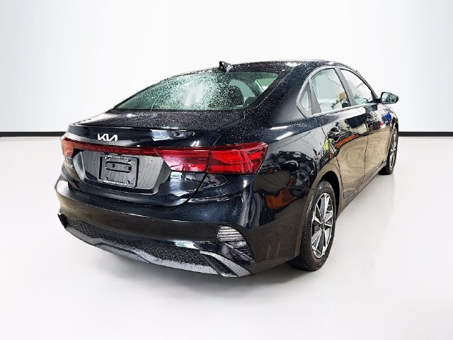 Certified 2023 Kia Forte LXS FWD image 7