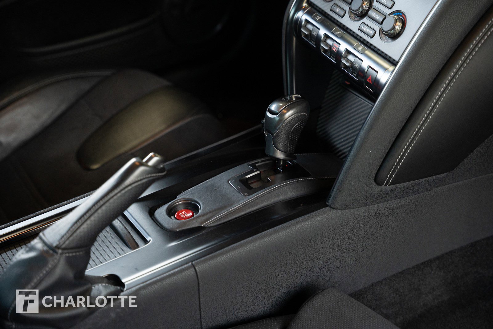 Used 2015 Nissan GT-R Premium image 29