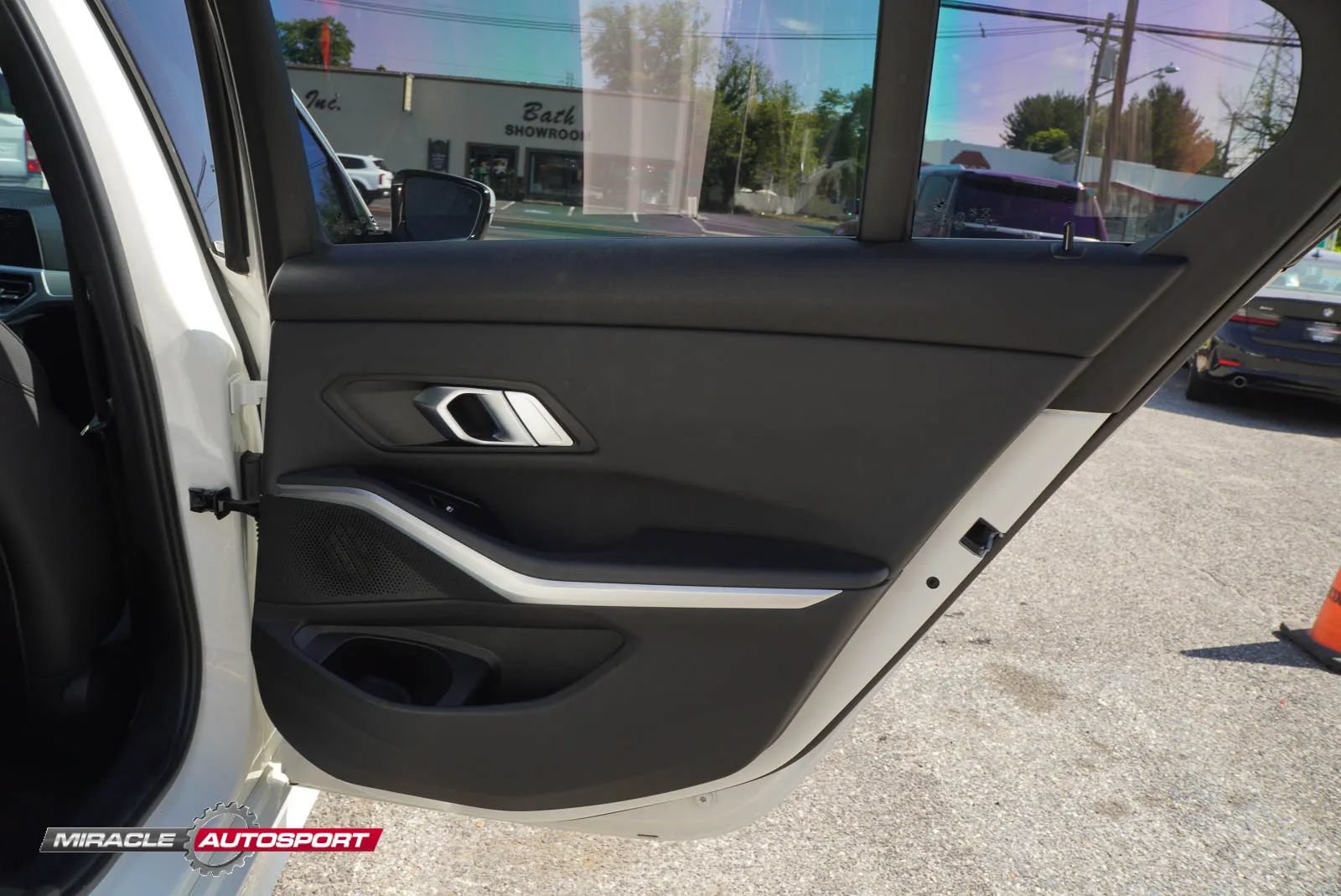 Used 2019 BMW 330i xDrive Sedan w/ Convenience Package AWD/4WD image 36