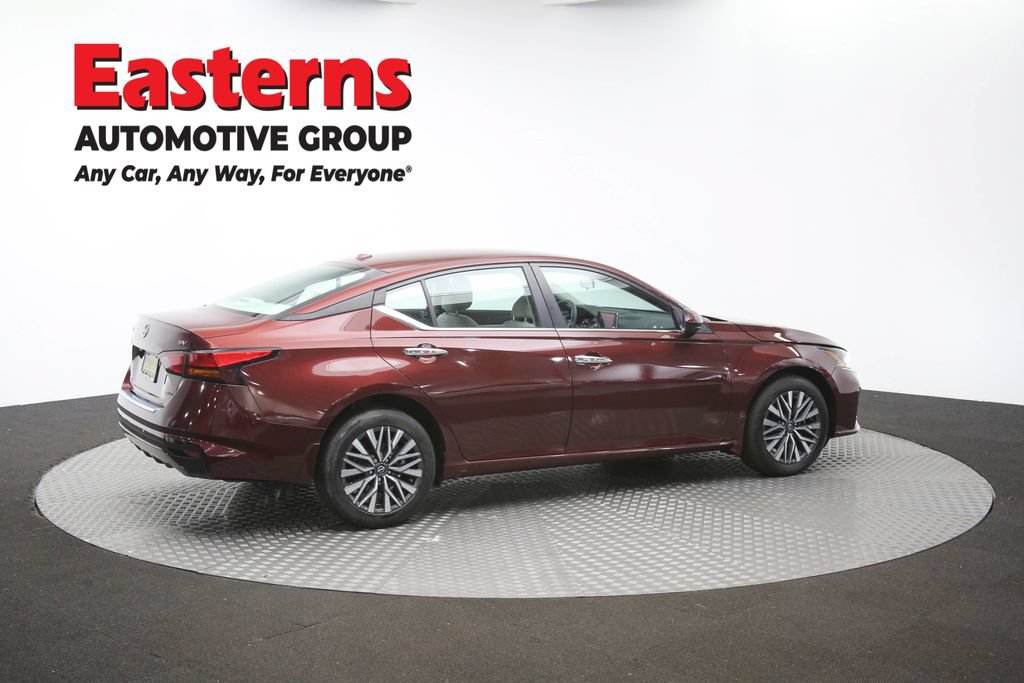 Used 2023 Nissan Altima 2.5 SV AWD/4WD image 42