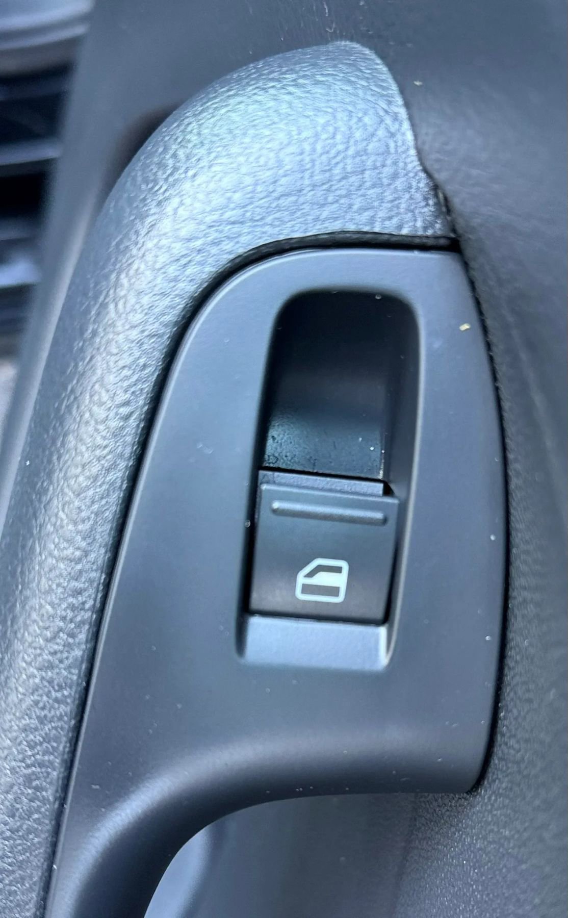 Used 2015 Volkswagen Jetta SE image 33