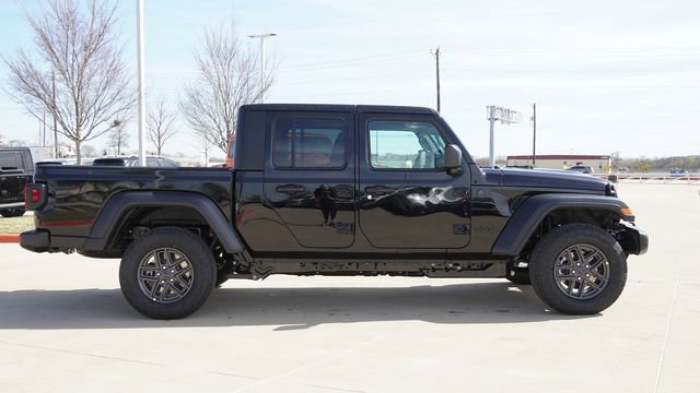 New 2026 Jeep Gladiator Sport AWD/4WD image 10