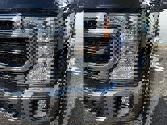 Used 2022 Ford F250 Lariat w/ Chrome Package image 38