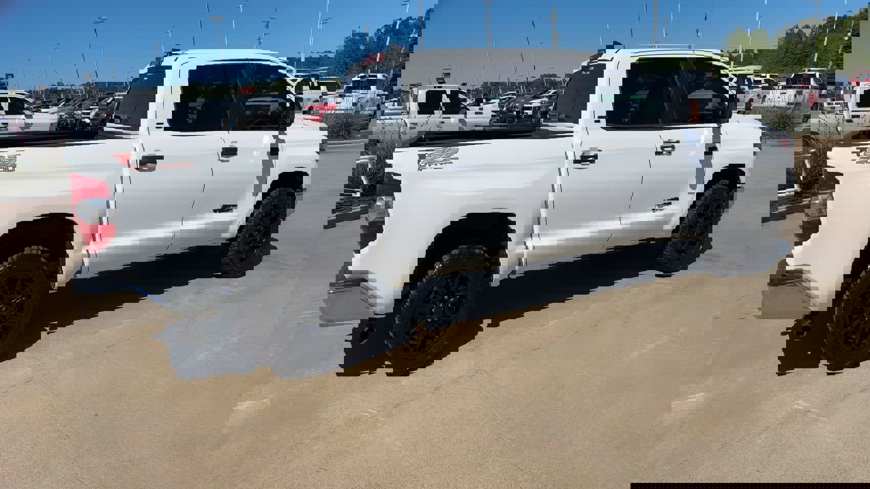 Used 2020 Toyota Tundra SR5 image 9