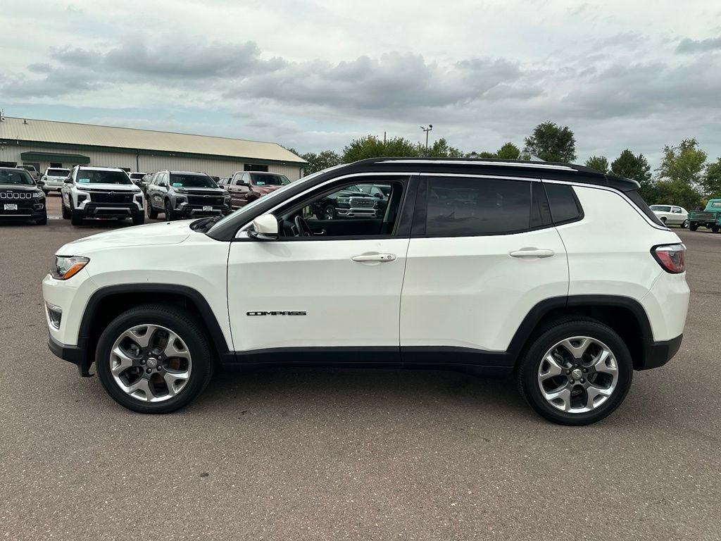 Used 2019 Jeep Compass Limited AWD/4WD image 36