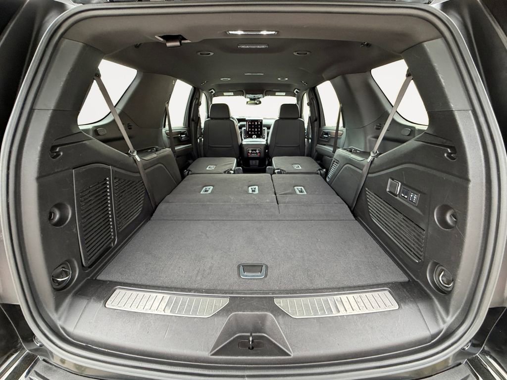 Used 2025 GMC Yukon Denali image 23