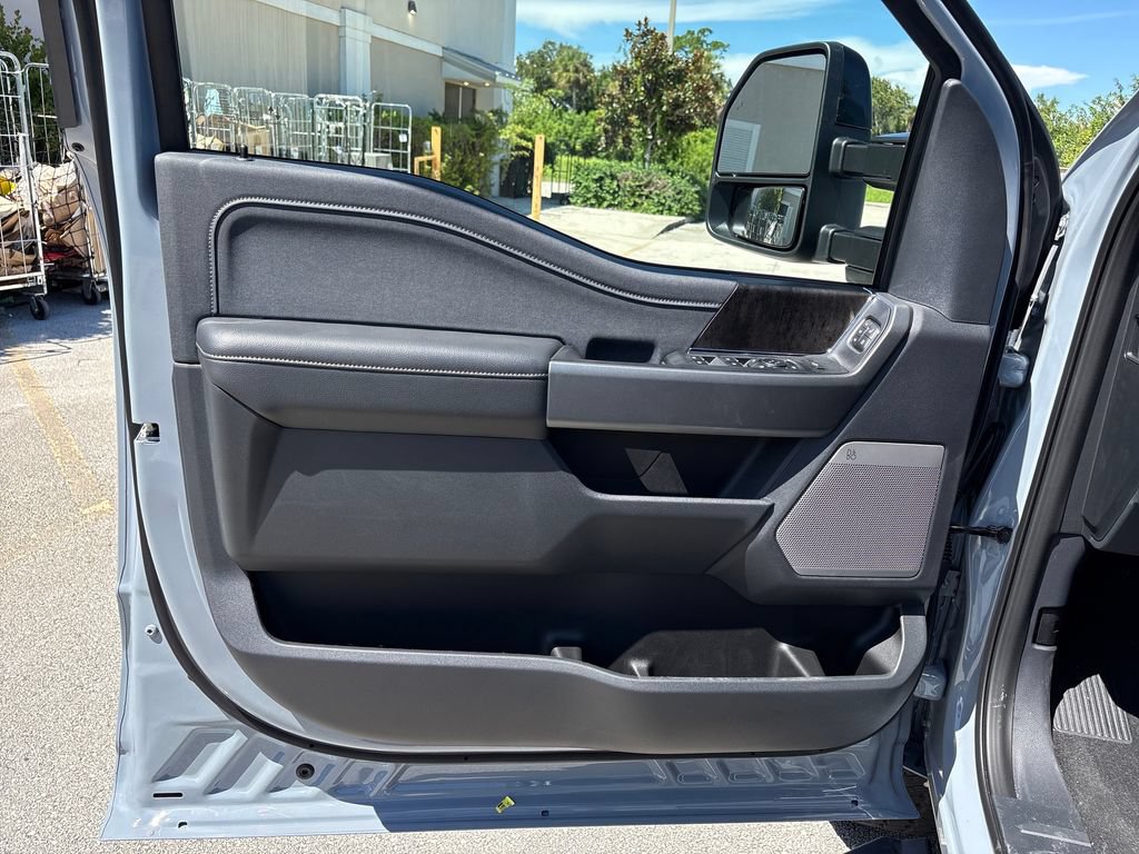 New 2027 Ford F350 Lariat w/ Black Appearance Package AWD/4WD image 28