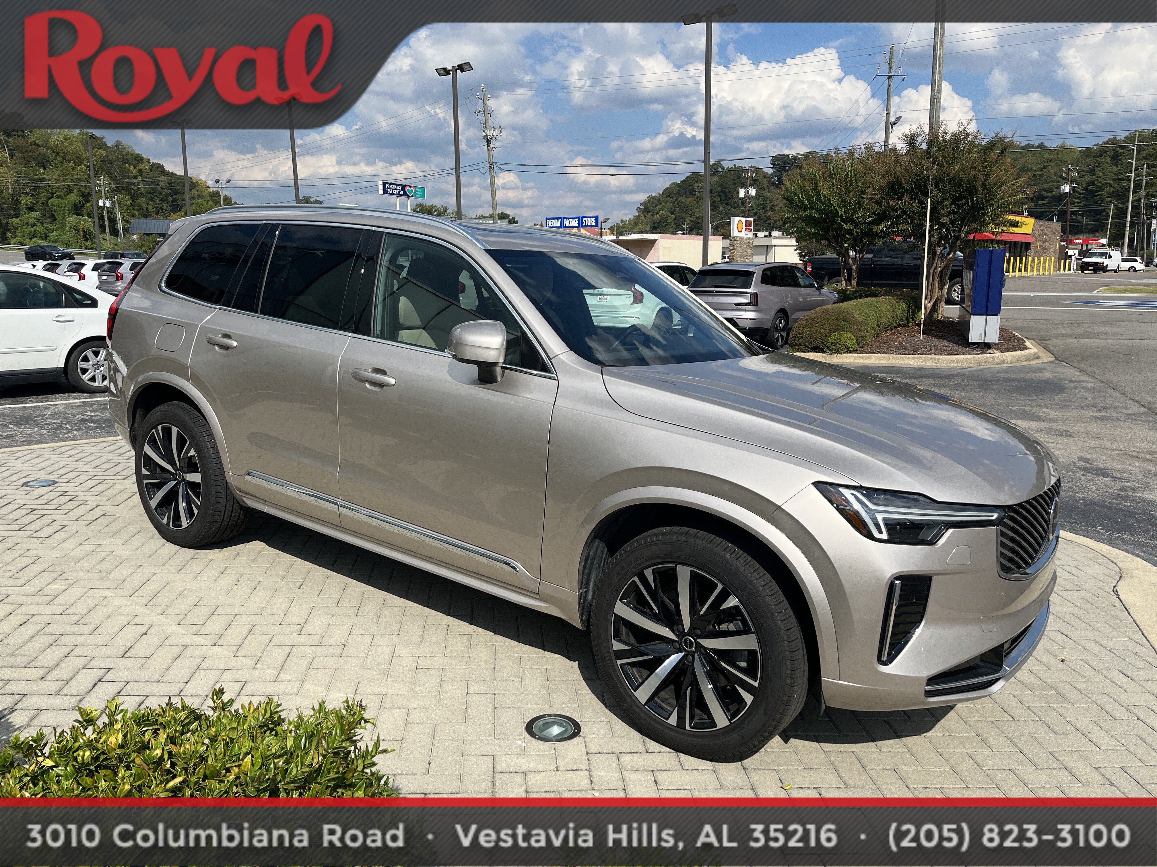 Used 2026 Volvo XC90 B5 Core AWD/4WD image 7