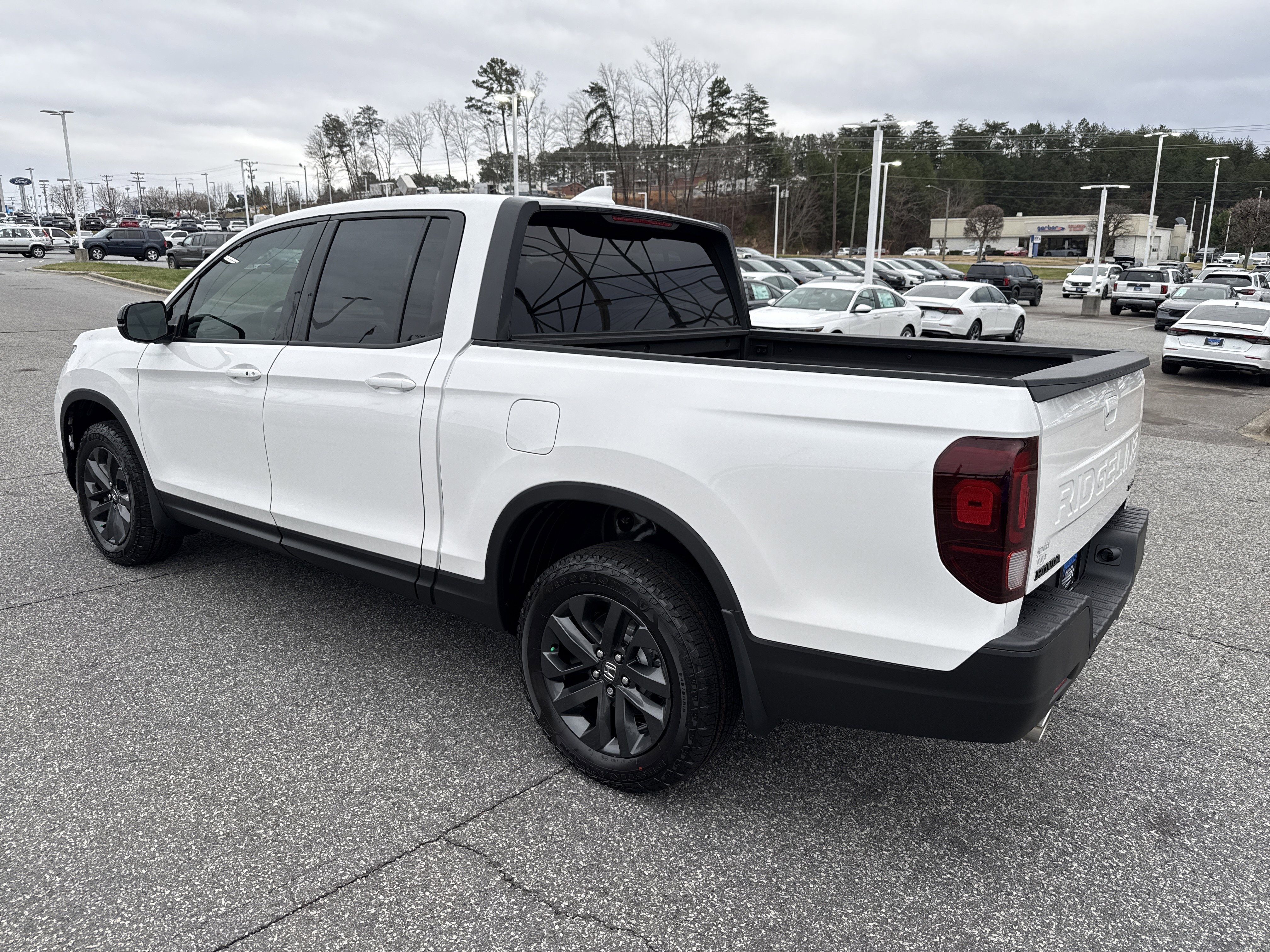 New 2026 Honda Ridgeline Sport image 7