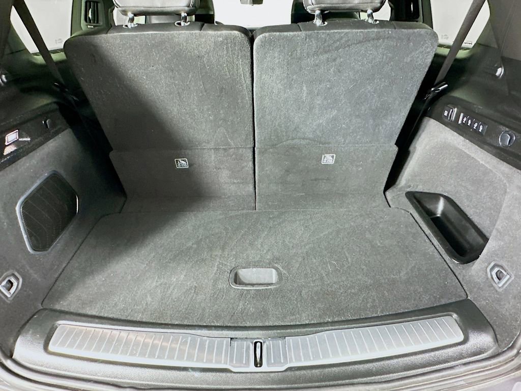 Certified 2023 Jeep Grand Cherokee L Overland w/ Luxury Tech Group IV image 37