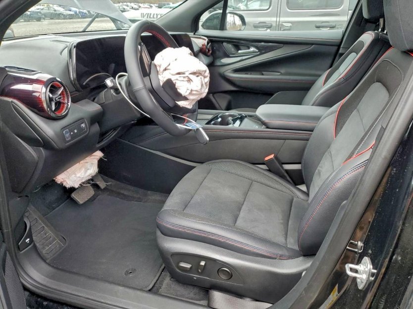 Used 2024 Chevrolet Blazer EV RS image 6
