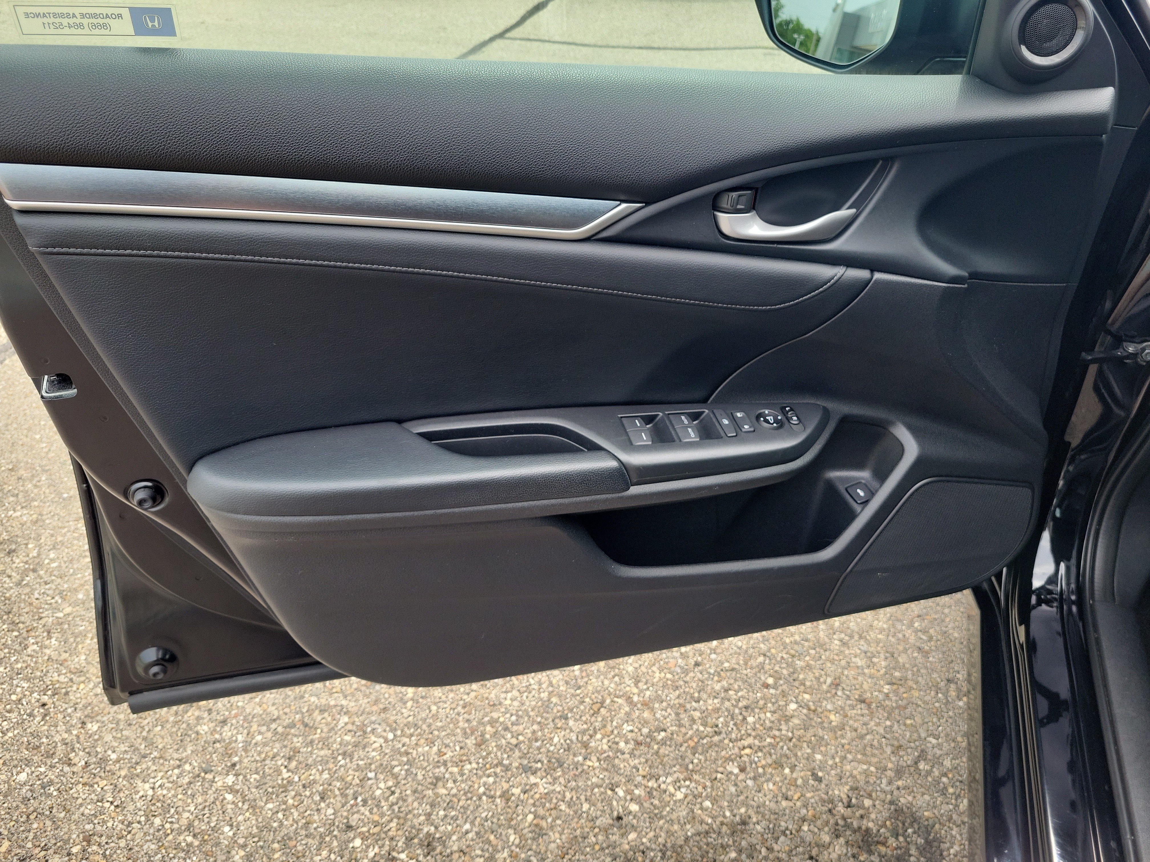 Used 2017 Honda Civic EX-L image 18