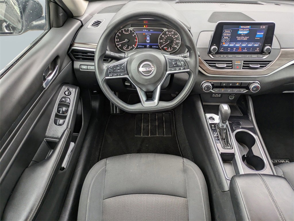 Used 2024 Nissan Altima 2.5 SV image 15