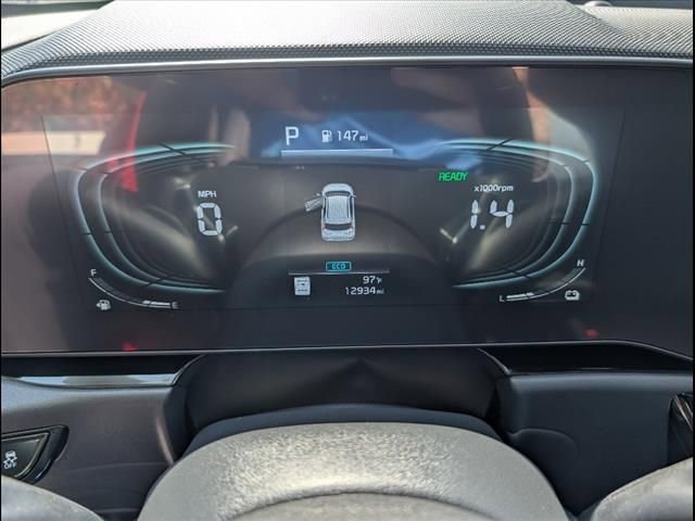 Used 2024 Kia Niro EX image 12