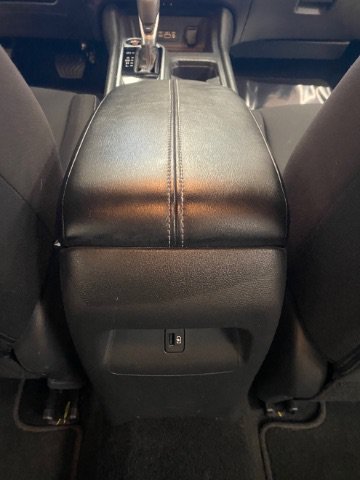 Used 2025 Nissan Sentra SV FWD image 19