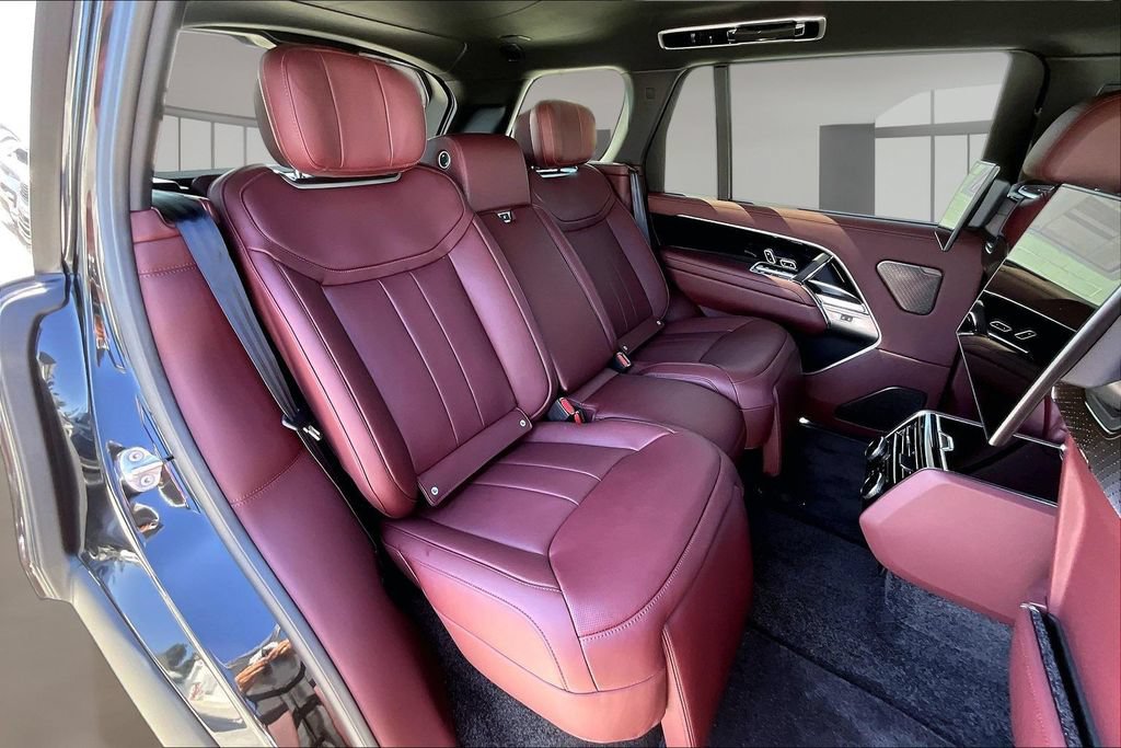New 2026 Land Rover Range Rover Long Wheelbase Autobiography AWD/4WD image 10